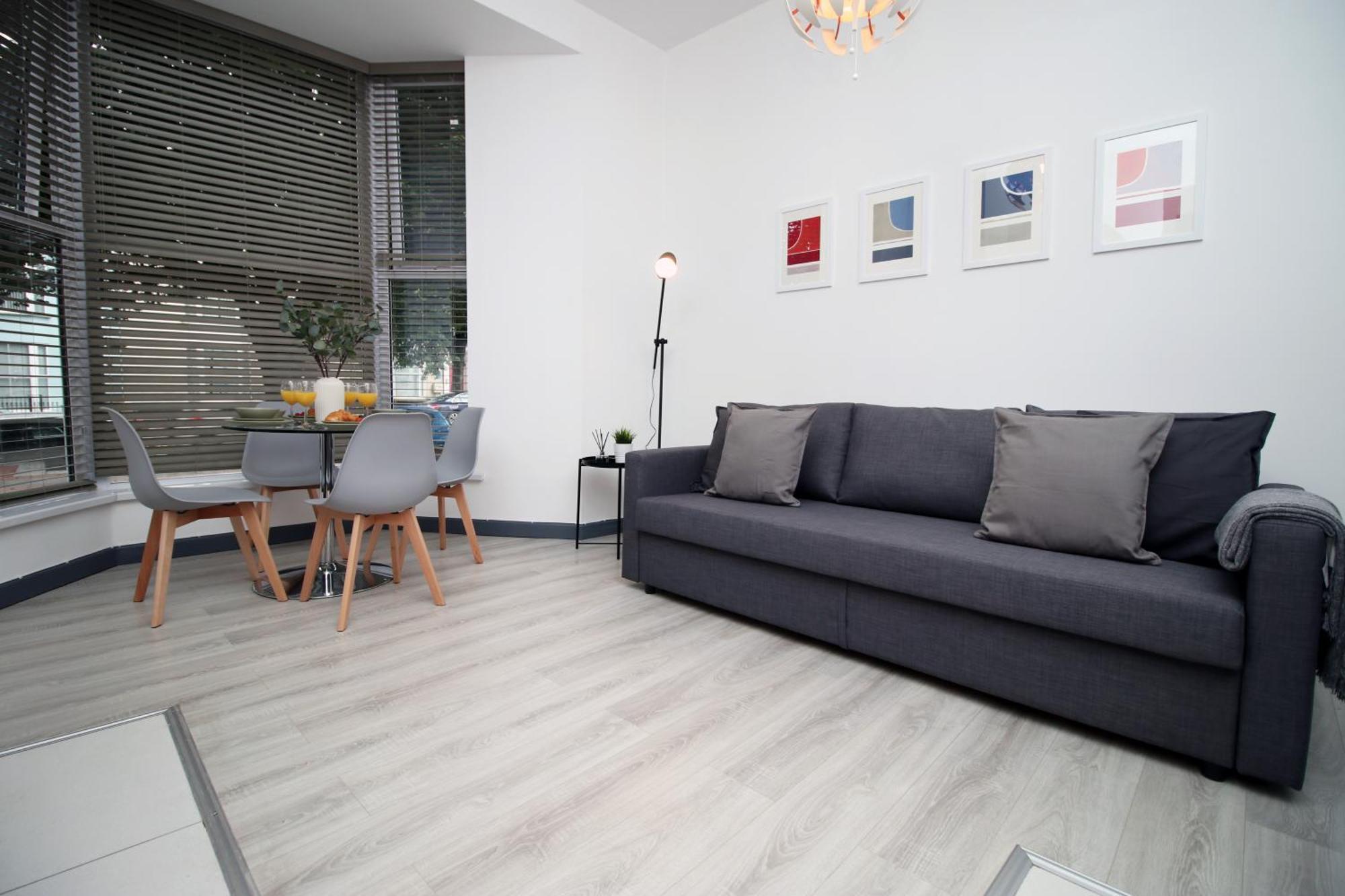 Fully Equipped Kitchen, Parking, City Centre سوانسي المظهر الخارجي الصورة